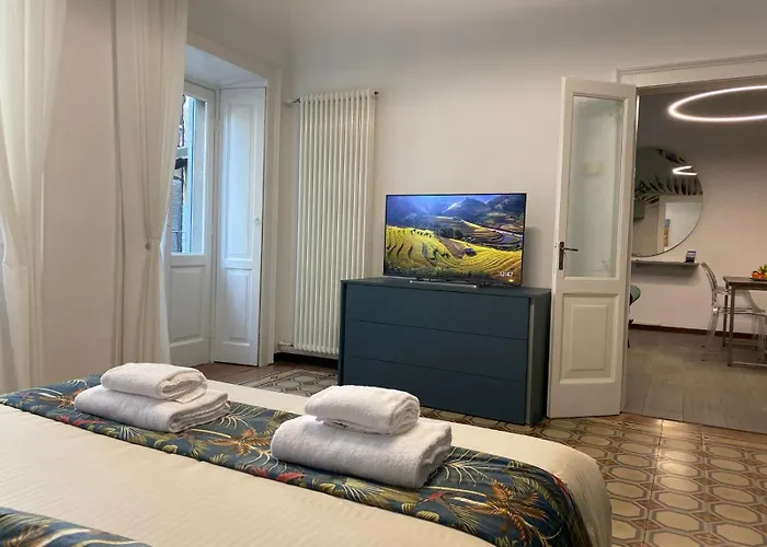 Апартаменти Homy Charme&relax *